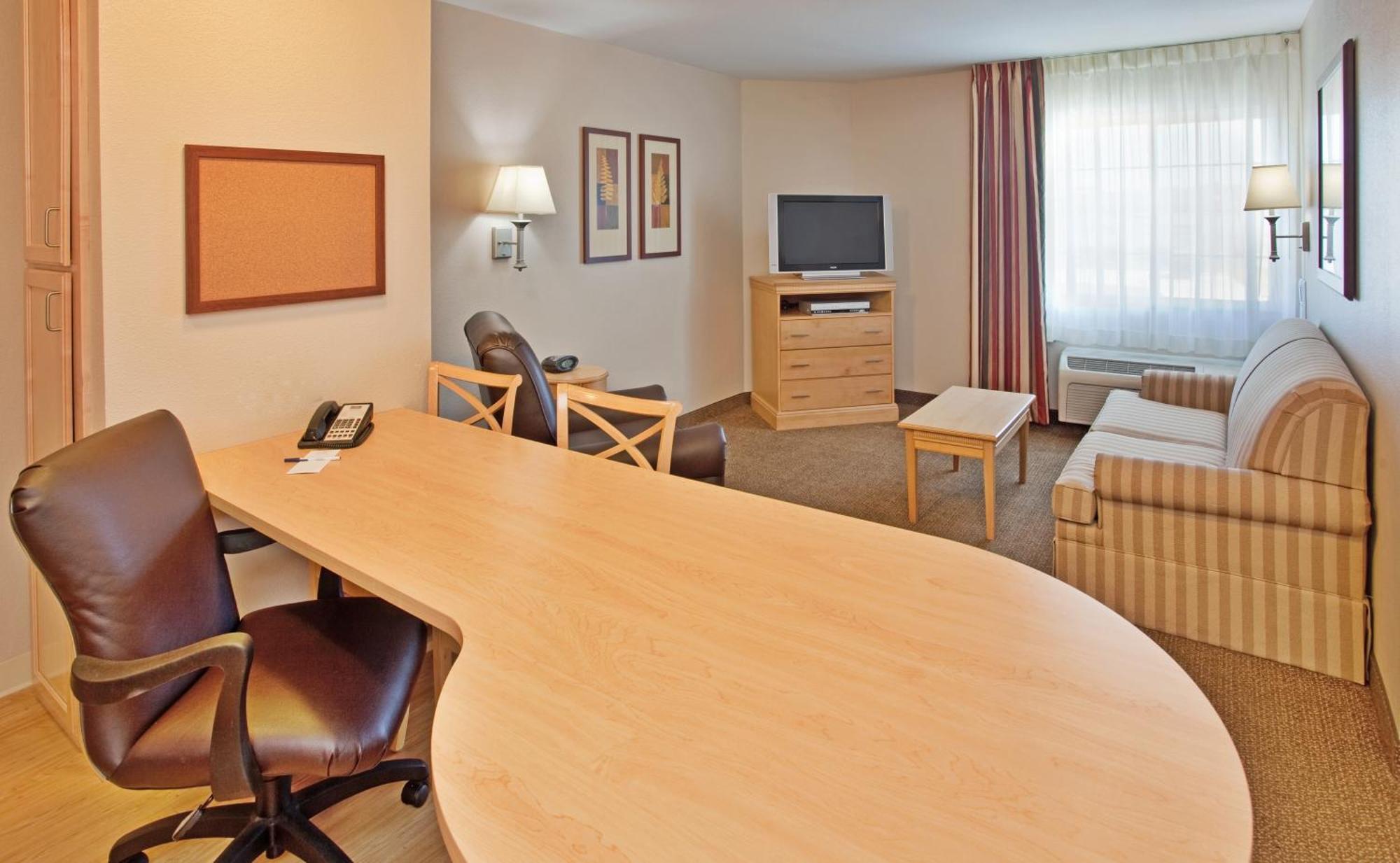 Candlewood Suites Junction City - Ft. Riley By Ihg Exterior foto