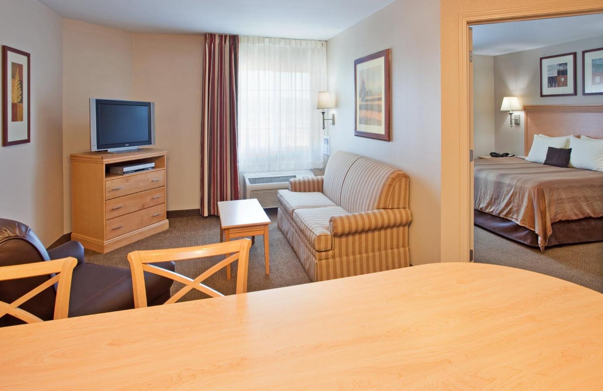Candlewood Suites Junction City - Ft. Riley By Ihg Exterior foto